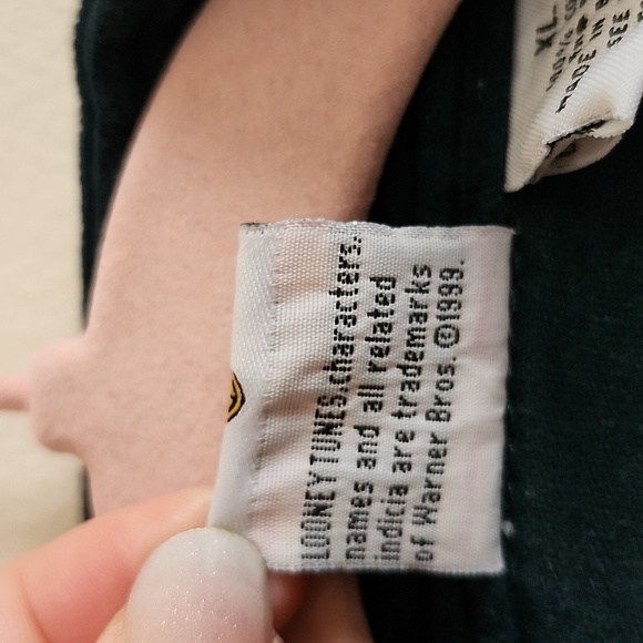 Looney Tunes Shirt Size XL Vintage Tweety Bird Hunter Green Corduroy Button-Up - Picture 7 of 10